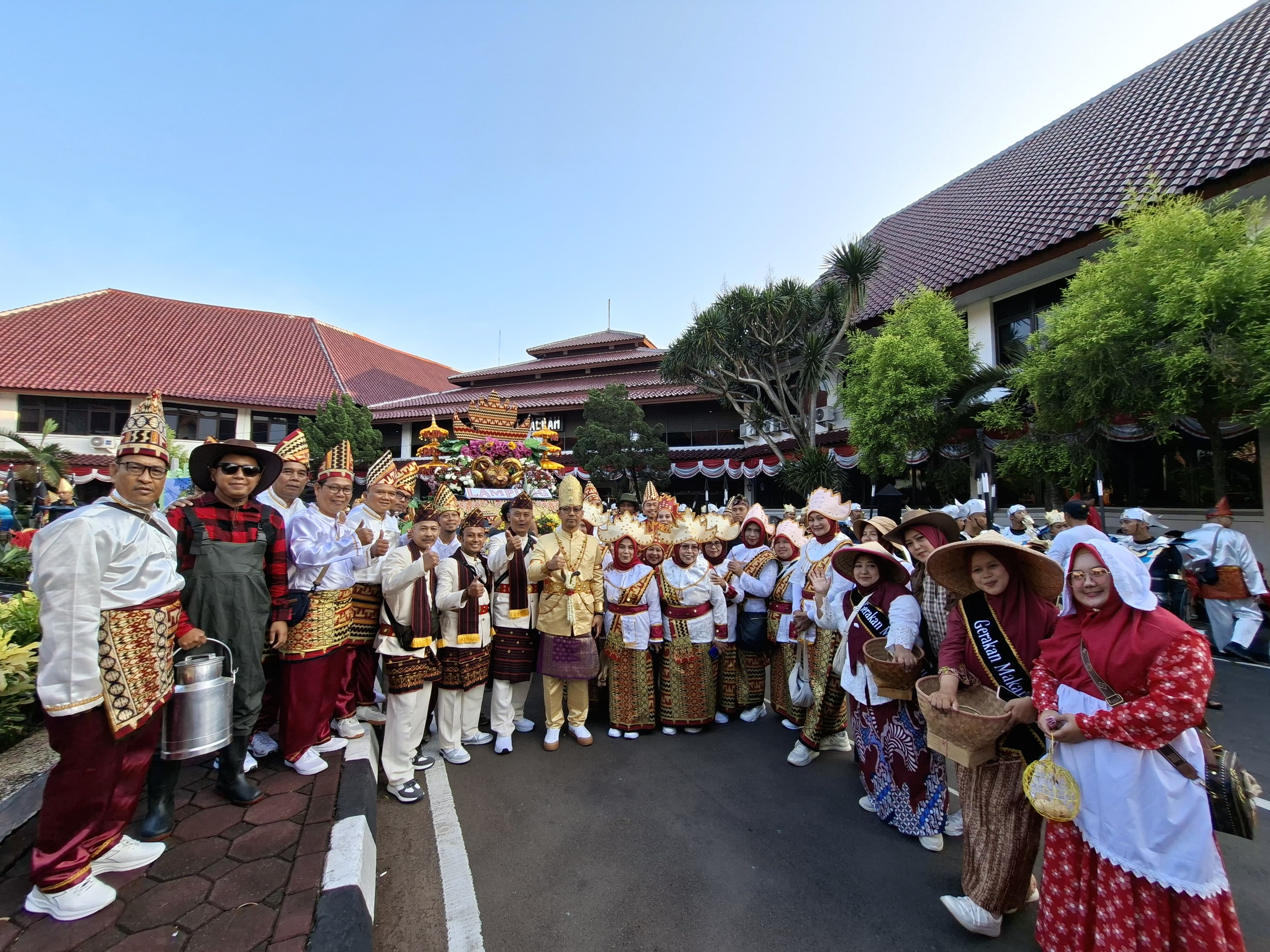 Diskanak ikut serta dalam Helaran Budaya dalam rangka memperingati Hari Jadi Bogor (HJB) ke-543, yang digelar meriah di Cibinong, pada Sabtu (14/6/25)