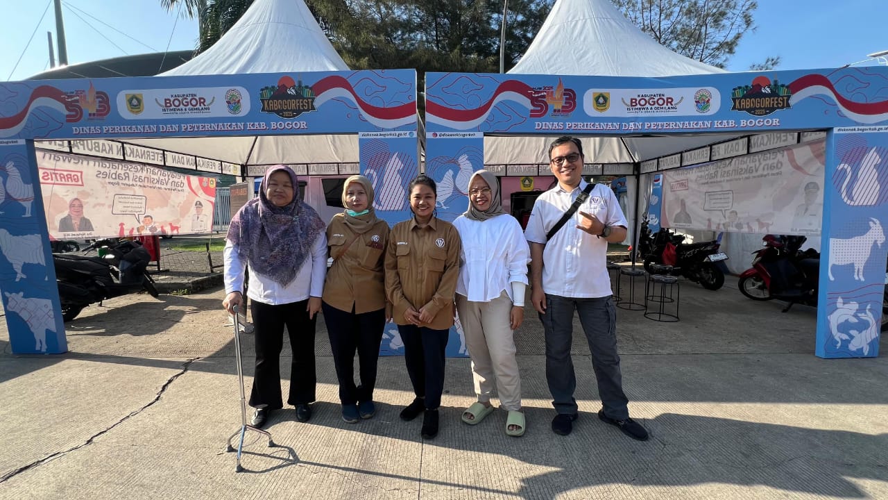 Vaksinasi Rabies dan Pengobatan Hewan Gratis dalam Rangka HJB Ke 543